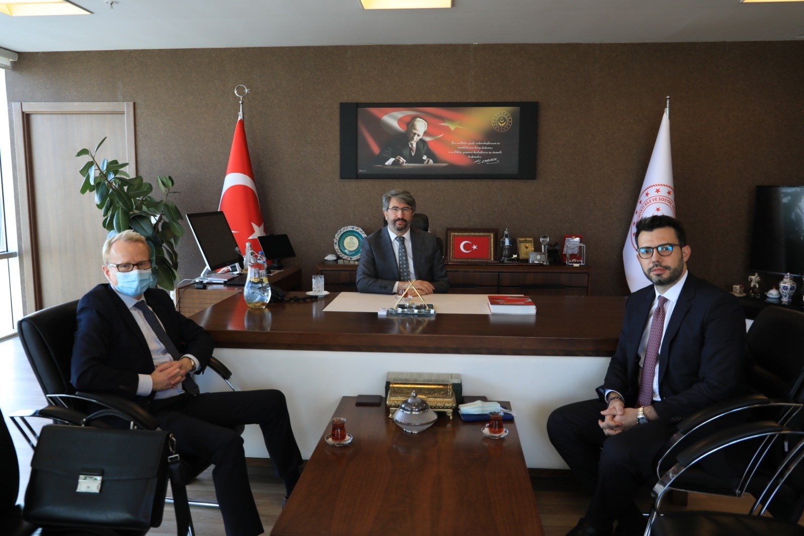 Bakıma Muhtaç Engelli Ailelerine Yönelik Geliştirilebilecek Sigorta Ürünleri Değerlendirildi