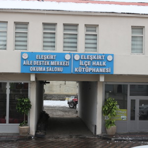 ELEŞKİRT HALK KÜTÜPHANESİ ZİYARETİ - fotoğraf 4