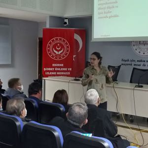 Kadına Yönelik Şiddet ile Mücadele Kapsamında Muhtarlara Eğitim Verildi - fotoğraf 3