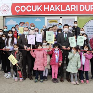 Çocuk Hakları Durağı - fotoğraf 1