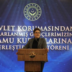 Bakanımız Derya Yanık: “Devlet Korumasında Yetişen 985 Gencimizi Kamuya Atadık” - fotoğraf 1