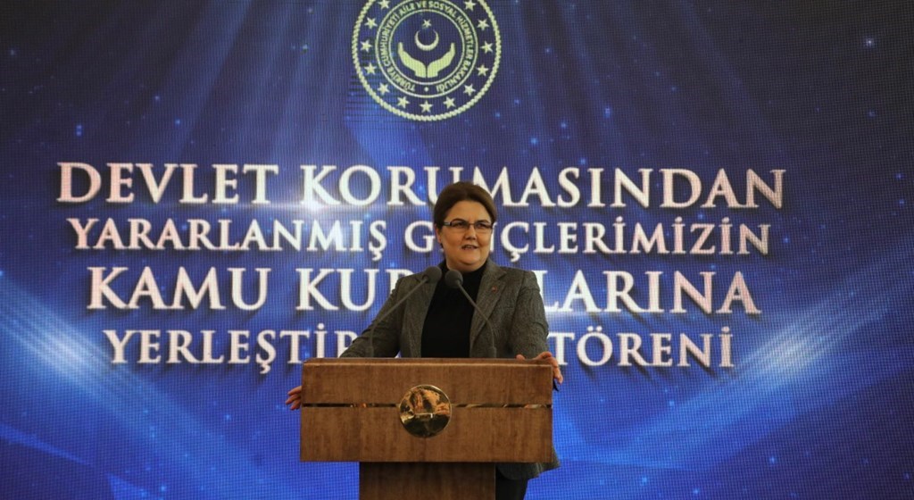 Derya Yanık: “We Have Appointed 985 Young People Raised Under State Protection to the Public Service”
