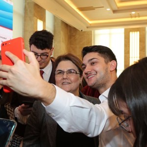 Bakanımız Derya Yanık: “Devlet Korumasında Yetişen 985 Gencimizi Kamuya Atadık” - fotoğraf 4