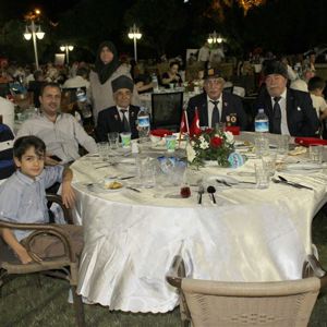 Şehit Yakınları ve Gazilerimiz İftarda Bir Araya Geldi - fotoğraf 6