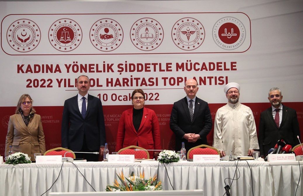 Aile ve Sosyal Hizmetler Bakanımız Derya Yanık Başkanlığında, “Kadına Yönelik Şiddetle Mücadelede 2022 Yol Haritası” Konulu Basın Toplantısı Gerçekleştirildi