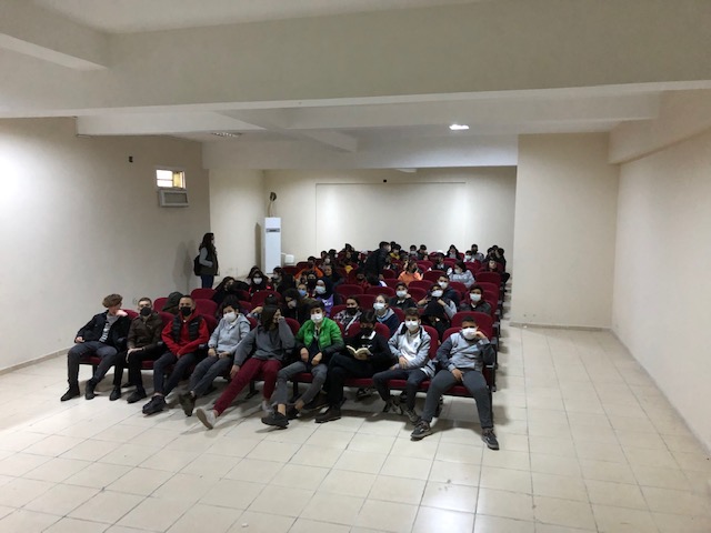 Denizciler Yakup Bozatlı Anadolu Lisesi öğrencilerine yönelik “Akran Zorbalığı, Siber Zorbalık, Bilinçli Medya Kullanımı” konulu seminer verildi.