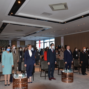 4. Ulusal Eylem Planı çerçevesinde  “Şiddete Sıfır Tolerans İlkesi” ile 2022-2025 yıllarını kapsayan “Kadına Yönelik Şiddetle Mücadele İstanbul İl Eylem Planı” Çalıştayı gerçekleştirildi. - fotoğraf 7