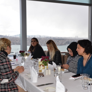 4. Ulusal Eylem Planı çerçevesinde  “Şiddete Sıfır Tolerans İlkesi” ile 2022-2025 yıllarını kapsayan “Kadına Yönelik Şiddetle Mücadele İstanbul İl Eylem Planı” Çalıştayı gerçekleştirildi. - fotoğraf 17