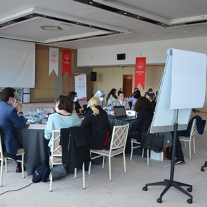 4. Ulusal Eylem Planı çerçevesinde  “Şiddete Sıfır Tolerans İlkesi” ile 2022-2025 yıllarını kapsayan “Kadına Yönelik Şiddetle Mücadele İstanbul İl Eylem Planı” Çalıştayı gerçekleştirildi. - fotoğraf 9