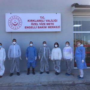 Resmi/Özel Engelli ve Yaşlı Bakım Merkezlerimizde Alınan Covid-19 Tedbirleri Komisyon Marifetiyle  Aralıksız Olarak Denetleniyor. - fotoğraf 3