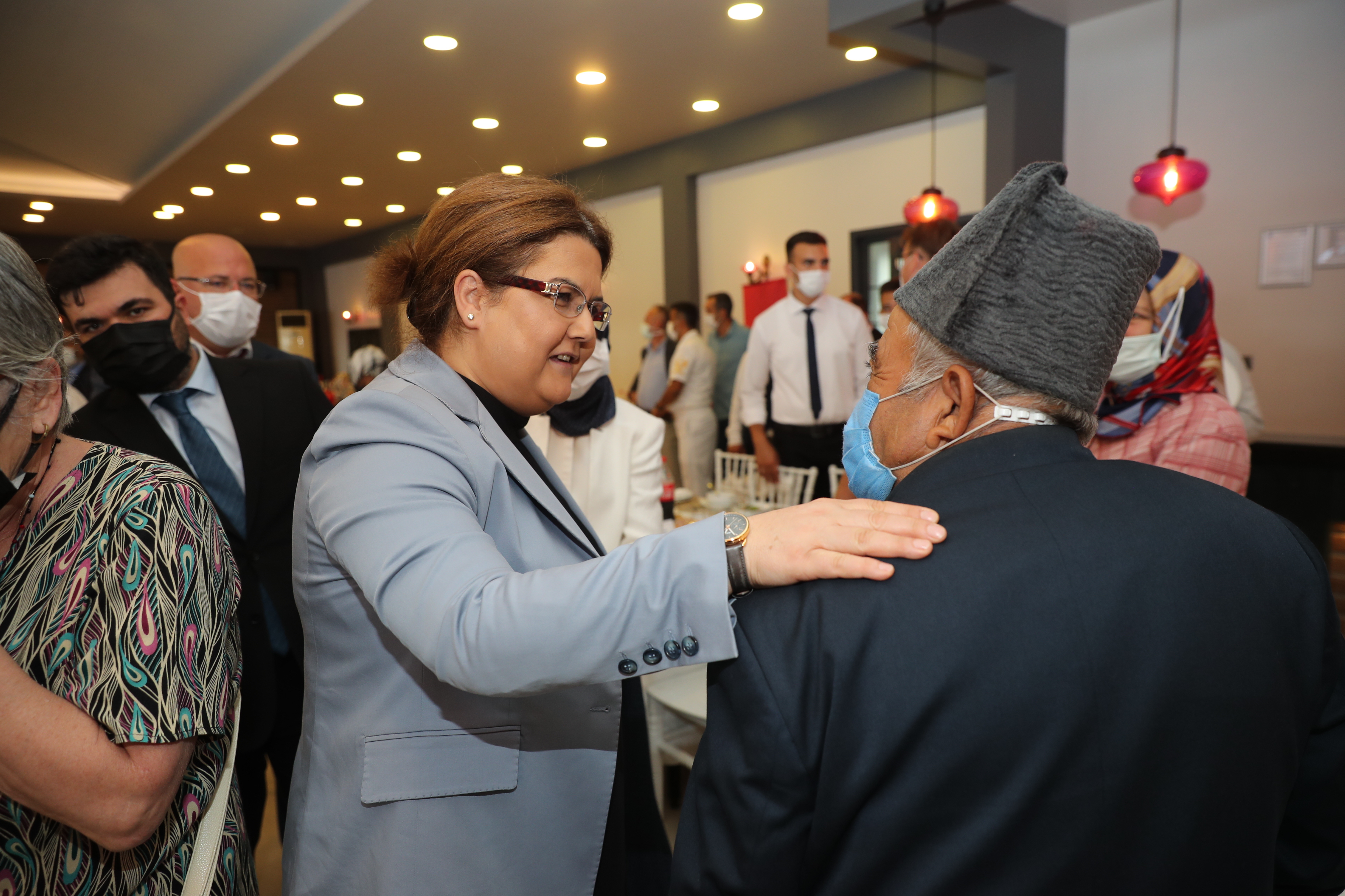 Türkiye Şehit Yakınları ve Gaziler Dayanışma Vakfından hak sahiplerine bu ay toplam 4.789.500 lira ödeme yapıldı 