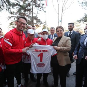 Bakanımız Derya Yanık, Aksaray'da Kadın Aktivite Merkezi’nin Açılışı ile Uluslararası Bilimde Kadın ve Kız Çocukları Günü Programına Katıldı - fotoğraf 14
