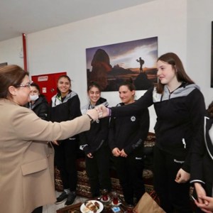 Bakanımız Derya Yanık, Aksaray'da Kadın Aktivite Merkezi’nin Açılışı ile Uluslararası Bilimde Kadın ve Kız Çocukları Günü Programına Katıldı - fotoğraf 8