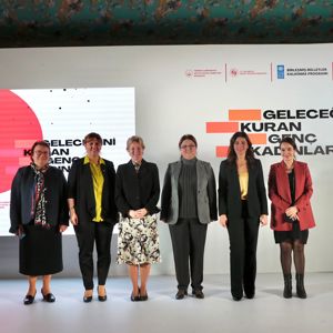"Geleceğini Kuran Genç Kadınlar Projesi" İstanbul'da Tanıtıldı - fotoğraf 3