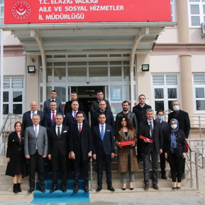 Elazığ'da 23 hizmet binası 'Erişilebilirlik Bayrağı' aldı - fotoğraf 5