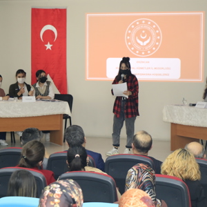 Çocuk Evleri Koordinasyon Merkezi ve Çocuk Evleri Sitesi Müdürlüklerinde ki çocuklarımızın katılımıyla İl Münazara Yarışması düzenlendi.  - fotoğraf 8