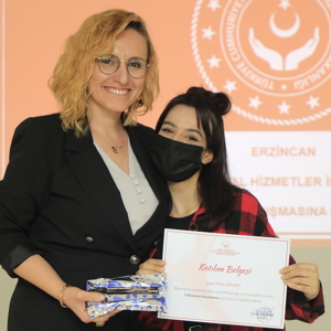 Çocuk Evleri Koordinasyon Merkezi ve Çocuk Evleri Sitesi Müdürlüklerinde ki çocuklarımızın katılımıyla İl Münazara Yarışması düzenlendi.  - fotoğraf 18