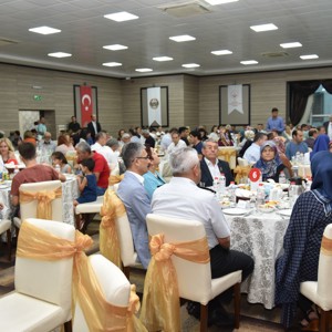 15 Temmuz Şehitlerini Anma, Demokrasi ve Milli Birlik Günü Anma Programı Kapsamında Şehit Yakınları ve Gazilerimiz İle Buluştuk - fotoğraf 7