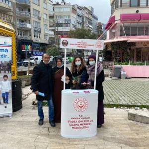 8 Mart Dünya Kadınlar Günü Kapsamında Farkındalık Faaliyetleri Yapıldı - fotoğraf 5