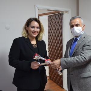 İl Müdürümüz Mahmut ÖZDEMİR Personellerimizin 8 Mart Dünya Kadınlar Gününü Kutladı - fotoğraf 1