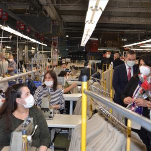 Modavizyon Tekstil Fabrikasında 8 Mart Dünya Kadınlar Günü Kutlandı - fotoğraf 4