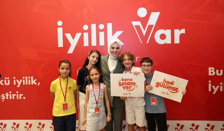 "İyilik Var"da Bir Ayda Gönüllü Sayısı 20 Bine Ulaştı