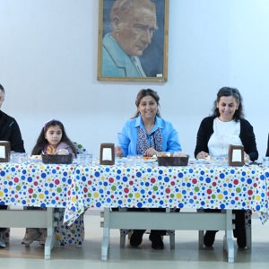 İKİ KUŞAK, TEK YÜREK: SEVGİ VE DAYANIŞMA SOFRASINDA BULUŞTULAR - fotoğraf 2