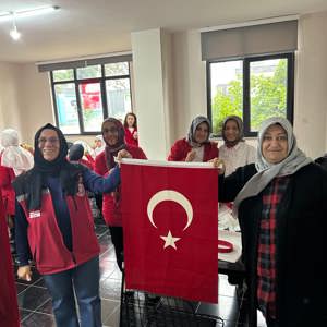 Bayrağımızı İlmek İlmek Gururla İşledik - fotoğraf 2