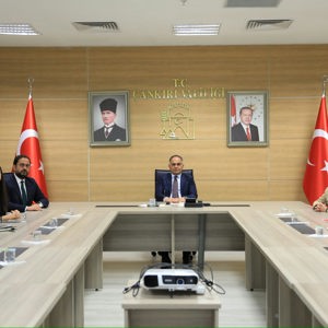 Yeraltından Geleceğe Çocukların İklim Yolculuğu Etkinliği Öncesi Valilik Ziyareti - fotoğraf 2