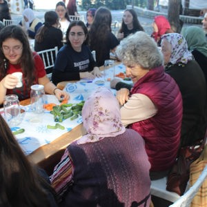 Turşu Kurmak Bahane, Gönüllere Dokunmak Şahane! - fotoğraf 1