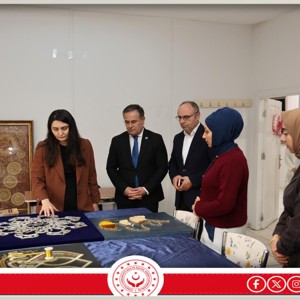 Vali Yardımcımız Sayın Fidan Bozkır ve İl Müdürümüz Sayın Vefa Akdoğan, Tuşba Aile Destek Merkezi’ni (ADEM) ziyaret Etti - fotoğraf 2