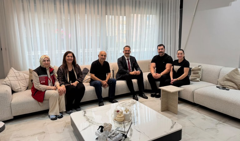 İl Müdürümüz Seçkin BİLİCİ’den Kahraman Polisimize ve Ailesine Ziyaret