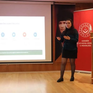 Göreve Yeni Başlayan Bakım Personellerine Yönelik Eğitim Programı 2. Günüyle Devam Etti. - fotoğraf 3