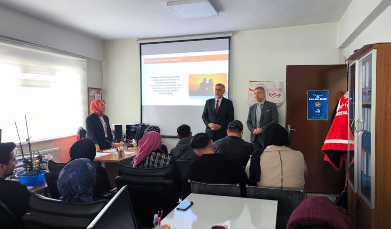 İl Müdürümüz Emre Çalğan Göksun Sosyal Hizmet Merkezi Müdürlüğünü Ziyaret Etti