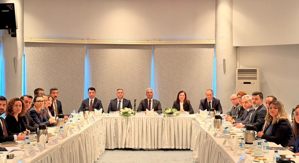 Yönlendirme Tedbirleri Yönetmeliği hazırlık çalışmaları kapsamında düzenlenen toplantı, Genel Müdürümüz Sayın Hasan Basri Alagöz başkanlığında Ankara’da gerçekleştirildi.