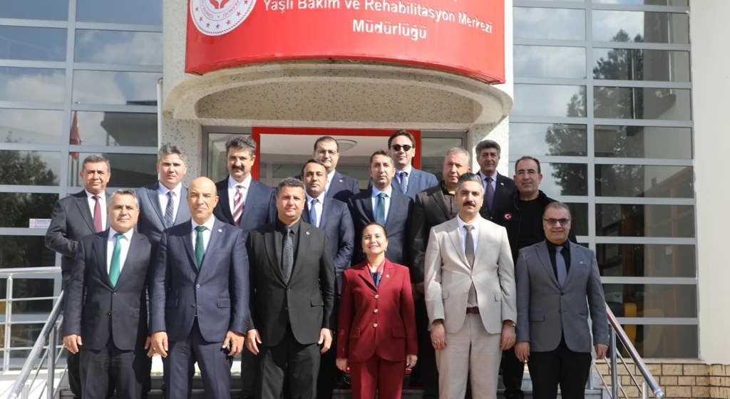 “İyilik Var” Kapsamında Vali Yardımcımız Sayın Armağan TURAN, Adalet Komisyonu Başkanı Sayın Abdullah Güray ŞAHİN ve İl Müdürümüz Sayın Serdar DEMİRCİ’den Gazi Huzurevi’ne Anlamlı Ziyaret