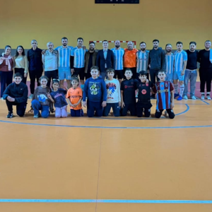 Futsal Turnuvası’nda Mücadele Eden Takımımız, Beşikdüzü Ceza İnfaz Kurumu İle 1-1 Berabere Kaldı - fotoğraf 1