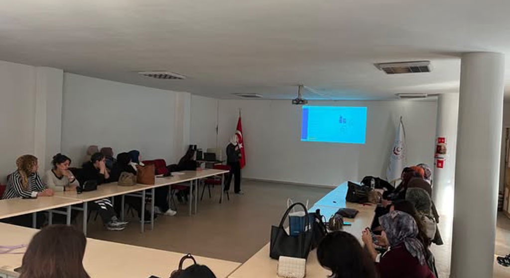 Yatılı Kuruluş Personeline Bağımlılıkla Mücadele Eğitimi Verildi