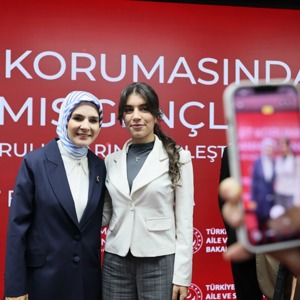 Bakanımız Göktaş, devlet korumasındaki gençlerin kamu kurumlarına yerleştirilmesi töreninde konuştu - fotoğraf 10