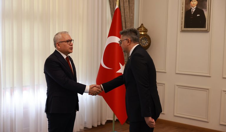 Cumhuriyetimizin 103. Yılında Valilik Makamında Tebrikat Töreni