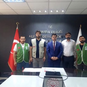 Mardin Aile ve Sosyal Hizmetler İl Müdürlüğü ile Mardin İHH Arasında "Her Çocuk Rızkıyla Doğar" İş Birliği Protokolü İmzalandı - fotoğraf 2