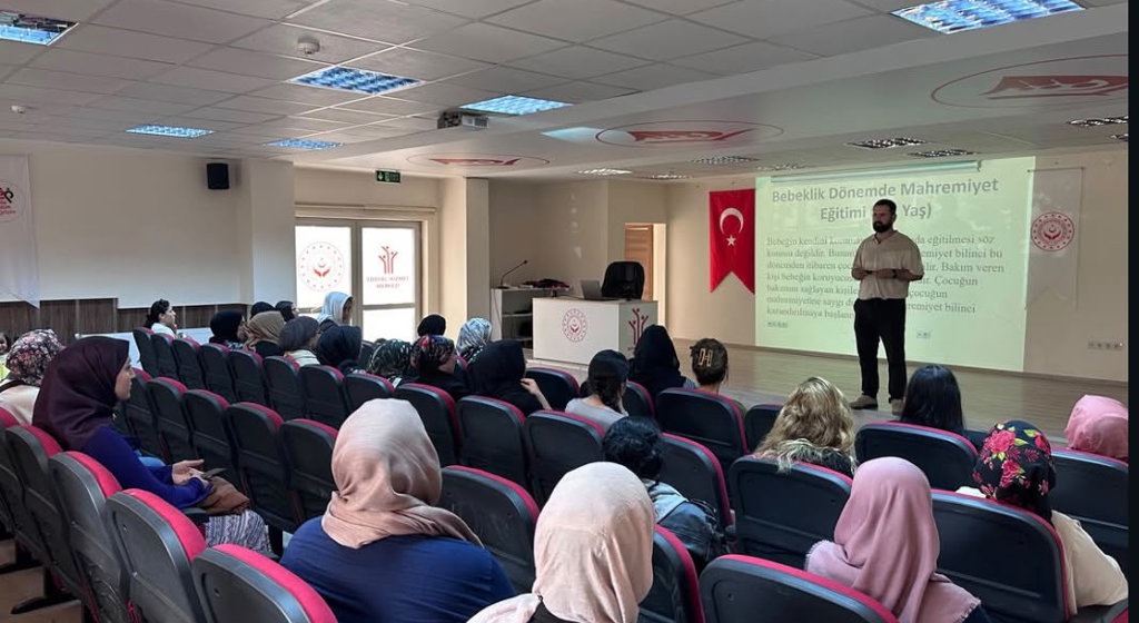 Nusaybin SHM’den Ailelerimize Yönelik Önemli Eğitimler! 