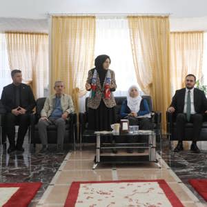 AK Parti Genel Başkan Yardımcısı Sayın Hülya TERZİOĞLU ve Beraberindeki Heyetten Gazi Huzurevi’ne Ziyaret - fotoğraf 6