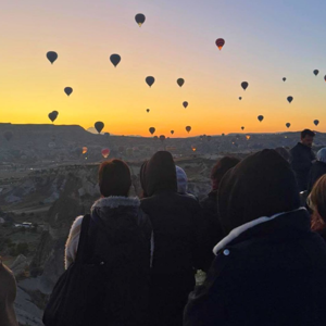 Kız Çocuklarımız, Kapadokya’nın Eşsiz Doğal Güzelliklerini, Tarihi Ve Turistik Mekânlarını Keşfetme Fırsatı Buldu. - fotoğraf 3