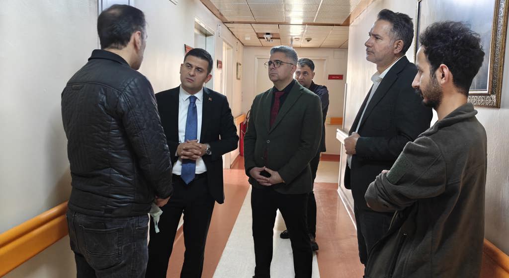 Vali Yardımcımız Mustafa Caner Çulukar ve İl Müdürümüz Özgür Kırmızıtaş’tan Gazimize Ziyaret