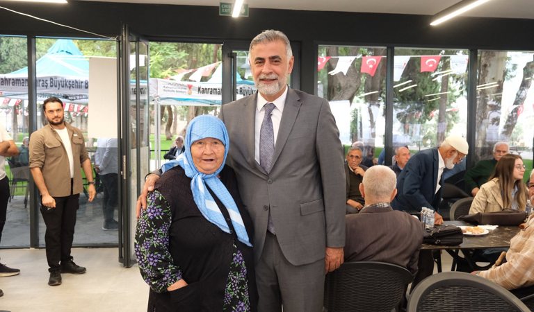 Huzurevi Sakinlerimiz Kahramanmaras Kalesi’nde Canli Muzik Esliginde Keyifli Bir Gun Gecirdi
