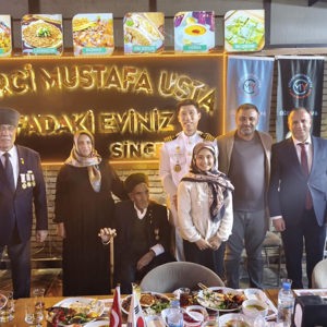 Gazilerimizle Aynı Sofrada Türkiye–Güney Kore Dostluğunu Paylaştık - fotoğraf 13