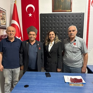 Kurum idarecilerimiz, 19 Eylül Gaziler Günü münasebetiyle ilimizde ikamet eden kahraman Gazilerimizi ziyaret ederek Sayın Bakanımız Mahinur ÖZDEMİR GÖKTAŞ’ın selamlarını ilettiler. - fotoğraf 1