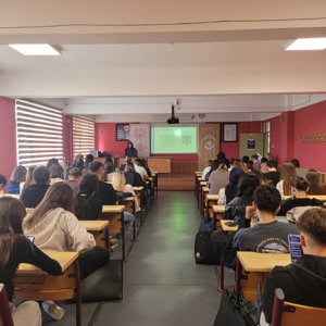 Kırklareli Üniversitesi Teknik Bilimler Meslek Yüksekokulunda Kadın Öğrencilere Yönelik “Saygılı Yaşam ve Güvenli İlişkiler” Eğitimi Gerçekleştirildi - fotoğraf 1