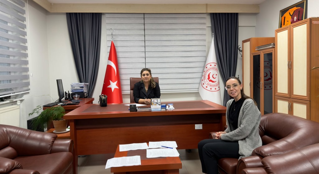 ÇOCUK HAKLARI EKSENİNDE COP31 İKLİM BULUŞMASI İÇİN HAZIRLIKLAR SÜRÜYOR